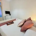 Magellano Suite. Fronte Mare + Free Park + Wi-fi Apartamento *