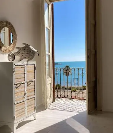 Apartment Magellano Suite. Fronte Mare + Free Park + Wi-fi *