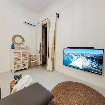 Magellano Suite. Fronte Mare + Free Park + Wi-fi