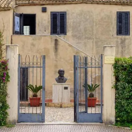 Apartamento Magellano Suite. Fronte Mare + Free Park + Wi-fi *