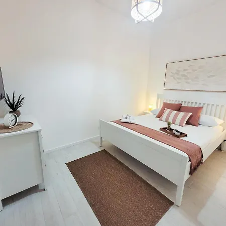 Apartment Magellano Suite. Fronte Mare + Free Park + Wi-fi