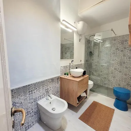 Magellano Suite. Fronte Mare + Free Park + Wi-fi *